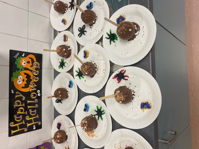 Ms Davis's Class Image 3