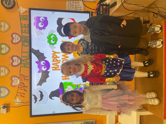 Ms O'Reilly's Class Image 1