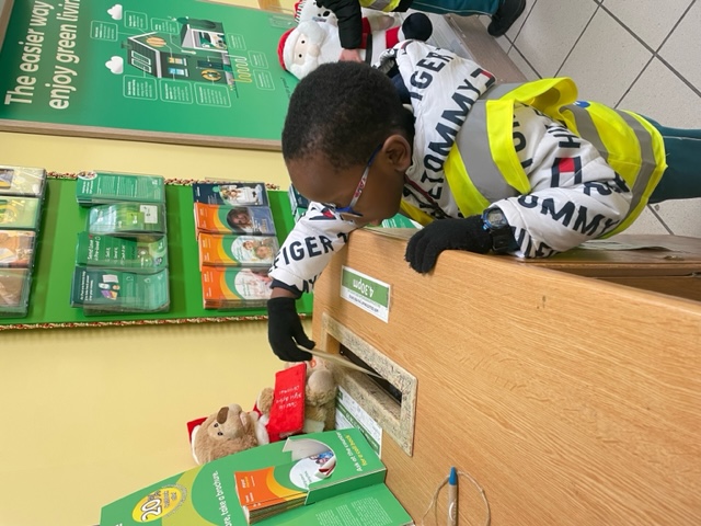 Ms O'Reilly's Class Image 12