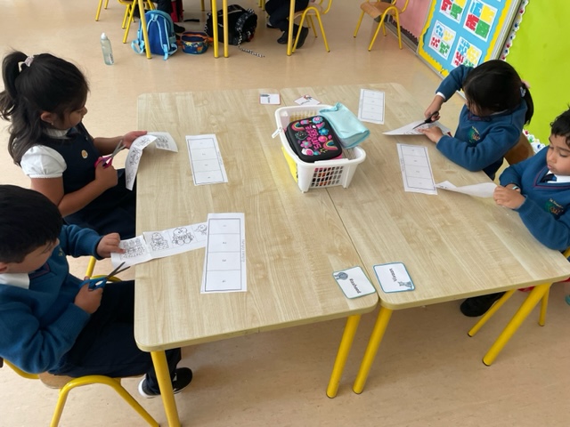 Ms O'Reilly's Class Image 8