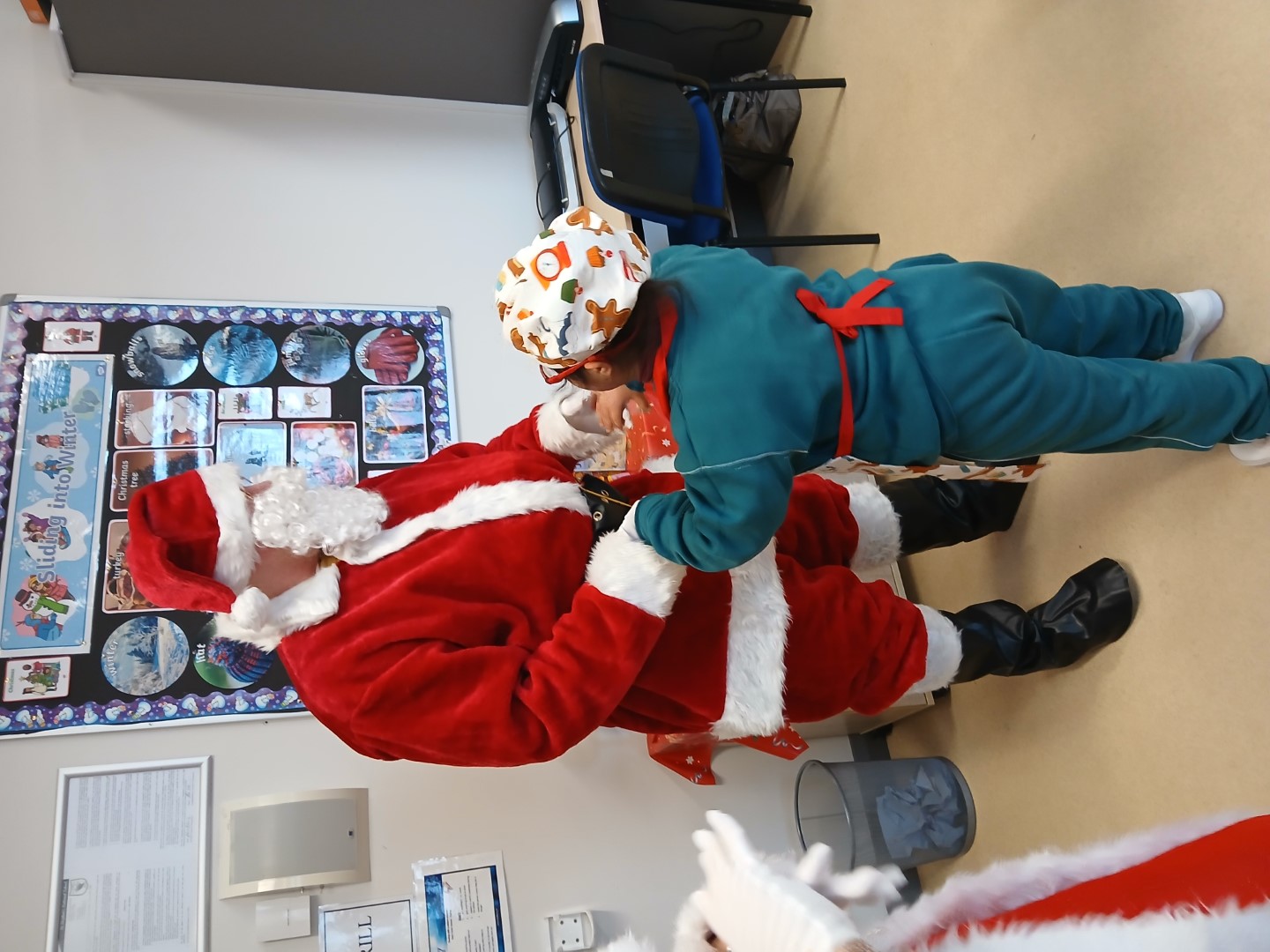 Sonas Christmas Fun Image 1